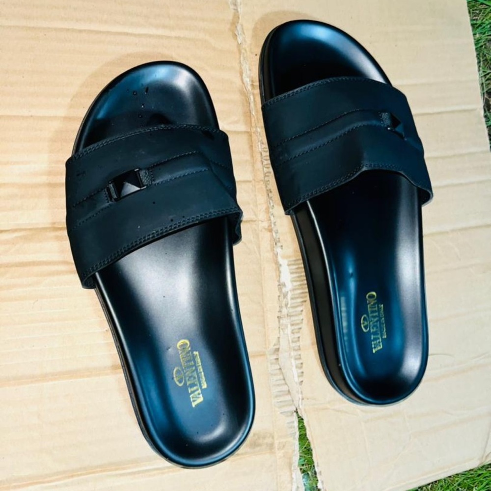 Meet your Posher, Ayodeji